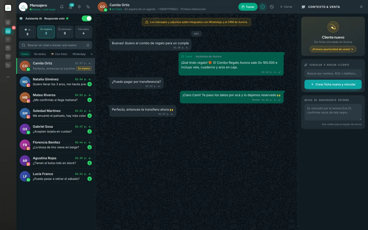 Bandeja de WhatsApp e Instagram con el asistente IA respondiendo